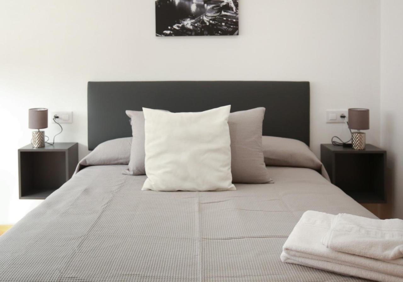 기욘 Apartamento Mym 3 아파트 외부 사진