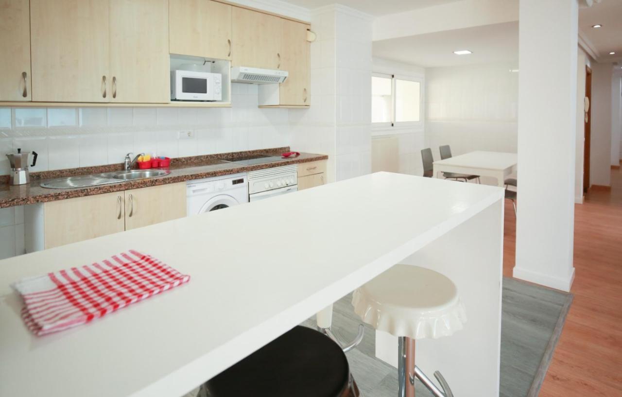 기욘 Apartamento Mym 3 아파트 외부 사진